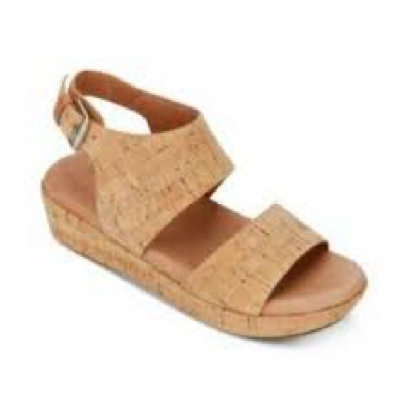 Gentle Souls by Kenneth Cole Lori Platform Wedge Sandal in Cork, Size 8.5 - Picture 1 of 9